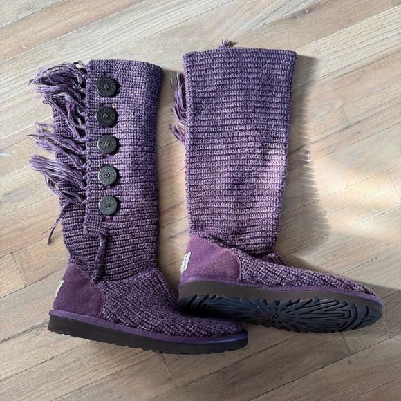 UGG Rare Purple Knit Button-Up Fringe Boots Sise 8 - Picture 1 of 11